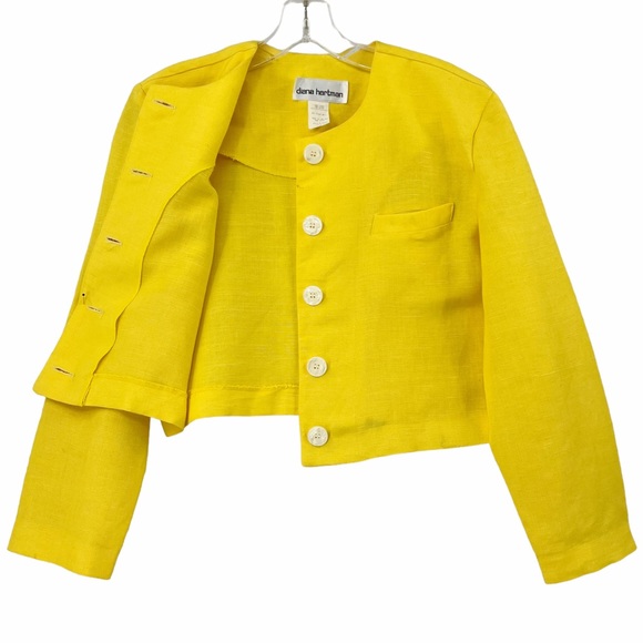 Vintage Linen Blend Cropped and Boxy Blazer Shacket by Diana Hartman Made in USA - Picture 5 of 16